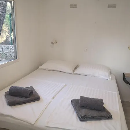 F&Z Mobile Home Camping Jezera Village *