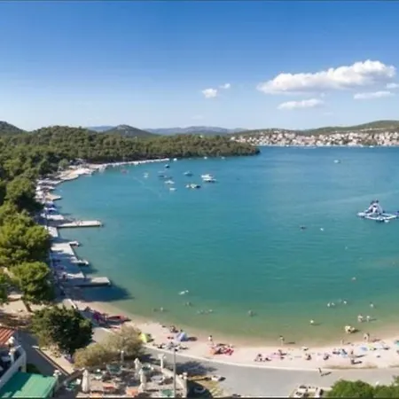 Parque de vacaciones F&Z Mobile Home Camping Jezera Village *