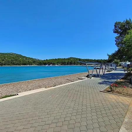 Parque de vacaciones F&Z Mobile Home Camping Jezera Village Murter