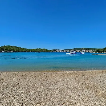 F&Z Mobile Home Camping Jezera Village Parque de vacaciones *