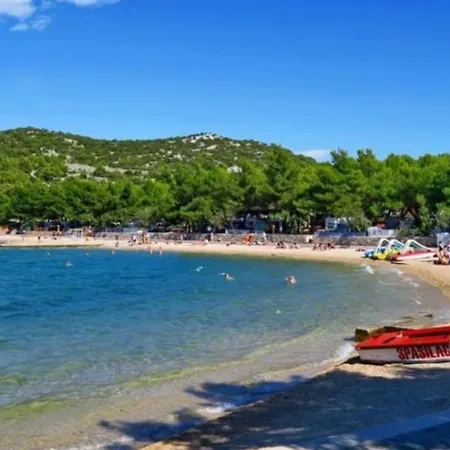 Parque de vacaciones F&Z Mobile Home Camping Jezera Village *